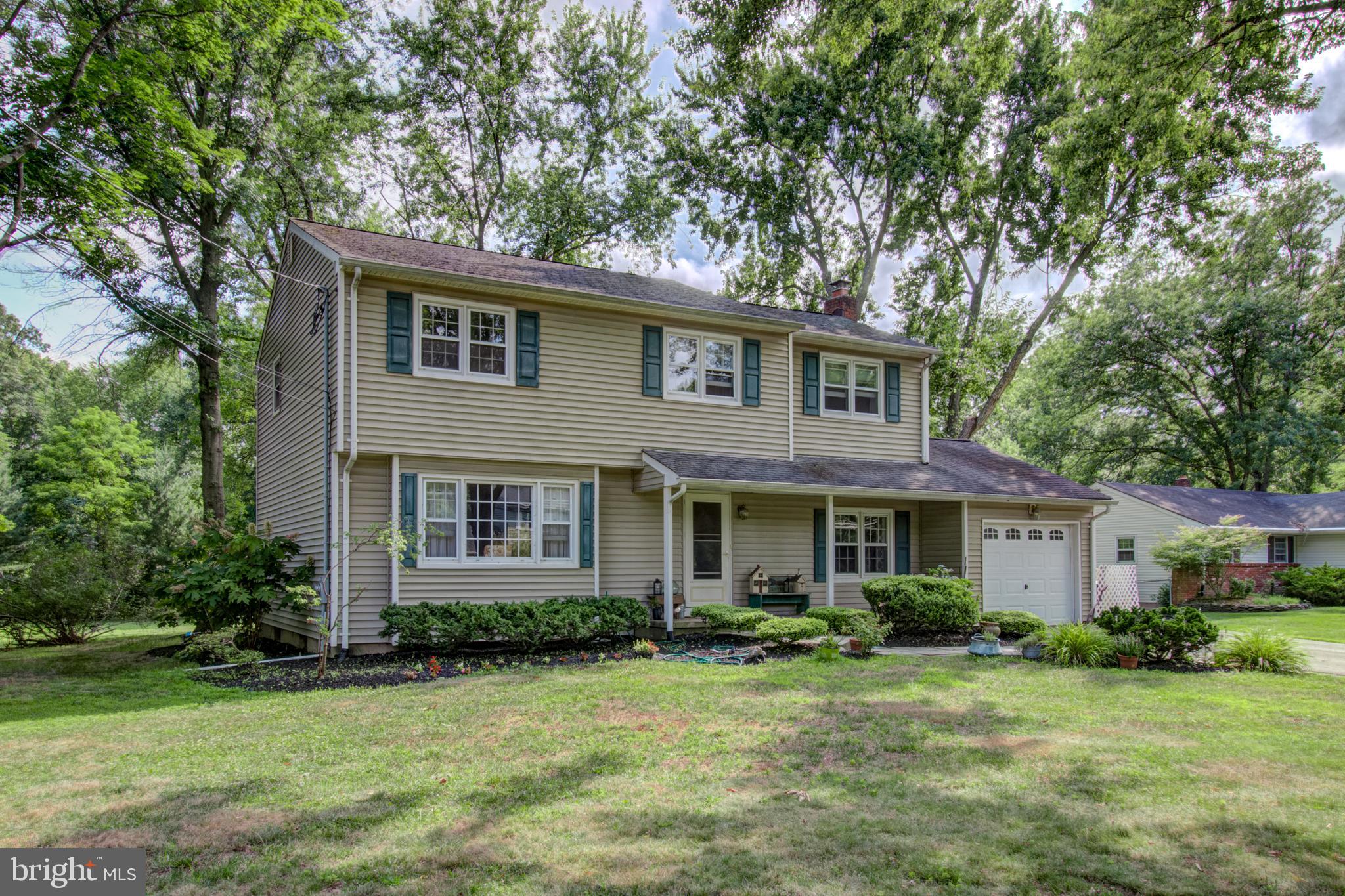 32 Brooktree Road East Windsor, NJ 08520 - Photo 2 of 35 Gallery Image 2