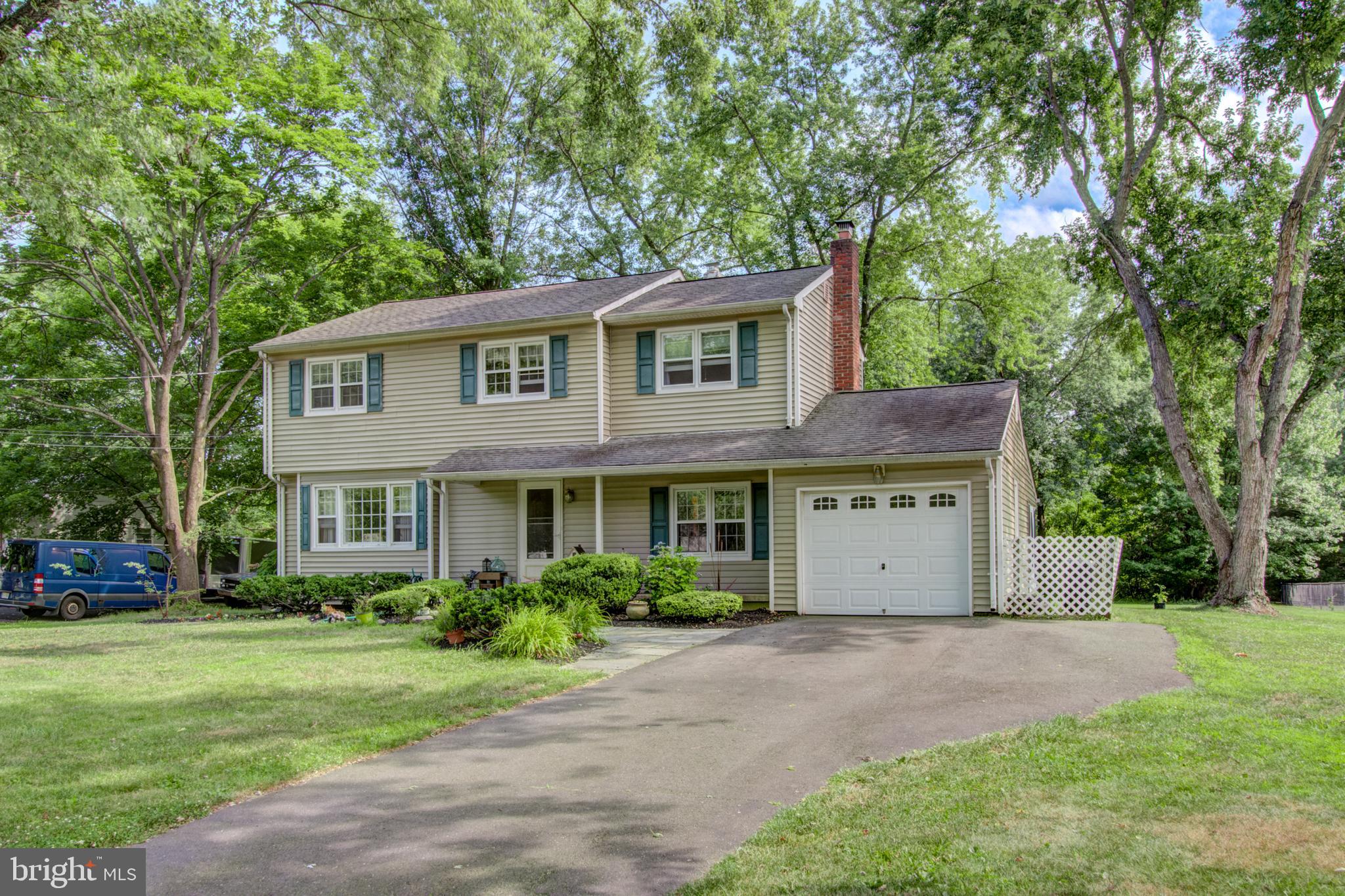 32 Brooktree Road East Windsor, NJ 08520 - Photo 4 of 35 Gallery Image 4