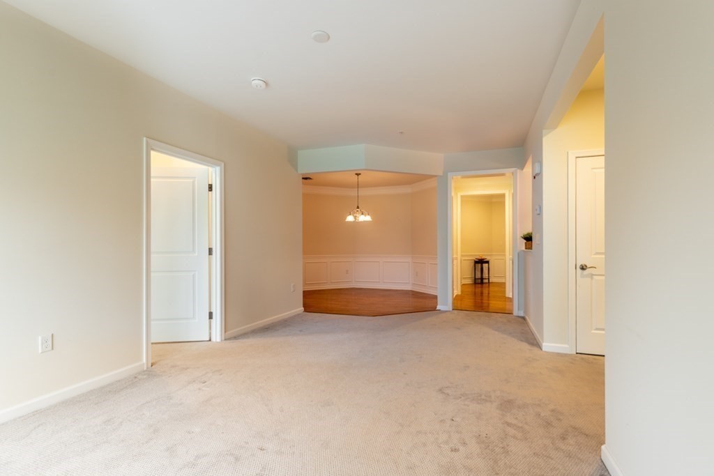 9 Abigail Way, Unit 1013 Reading, MA 01867 - Photo 11 of 30