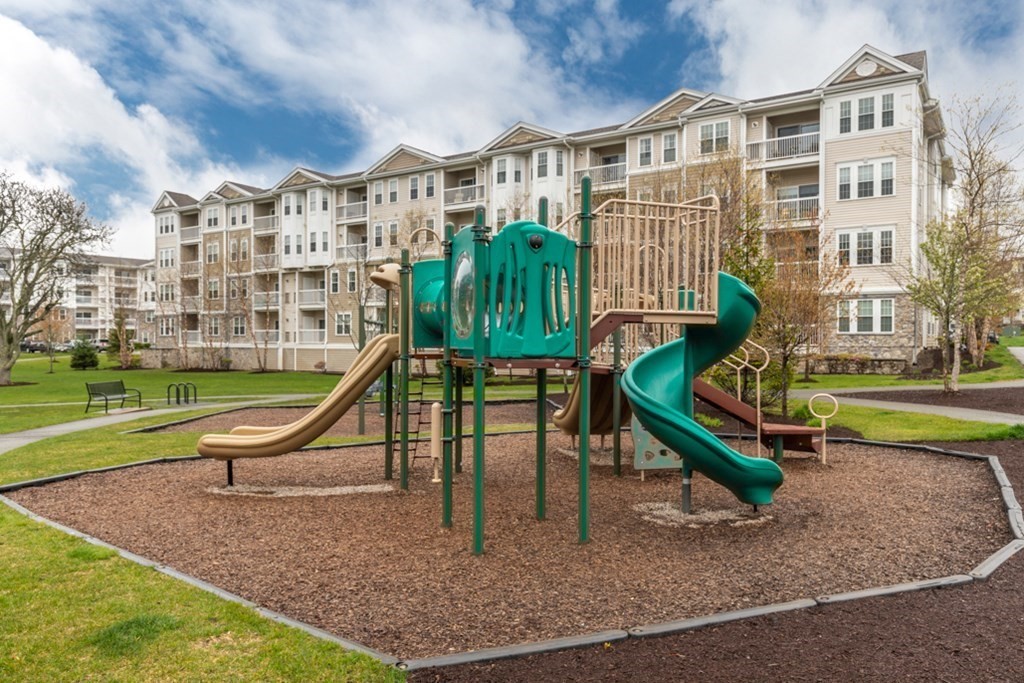 9 Abigail Way, Unit 1013 Reading, MA 01867 - Photo 30 of 30