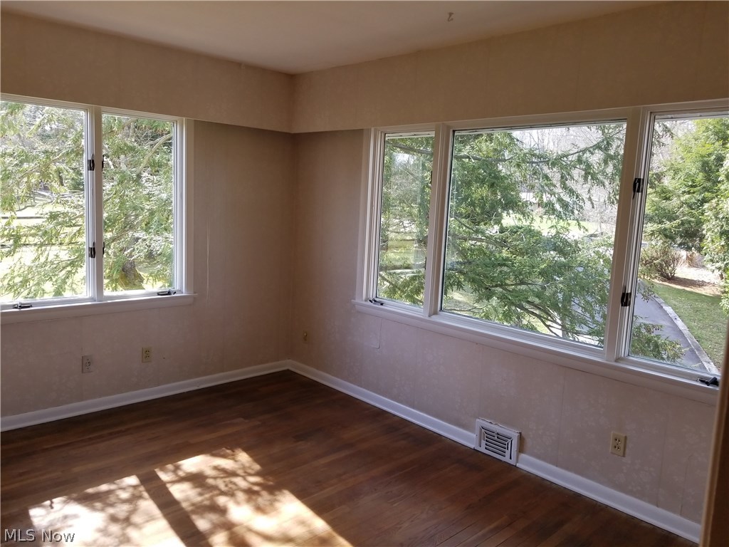 8324 Riverside Drive Novelty, OH 44072 - Photo 25 of 35