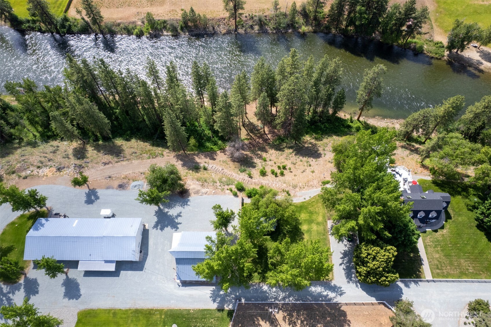 3 A Ross Road Twisp, WA 98856 - Photo 9 of 40