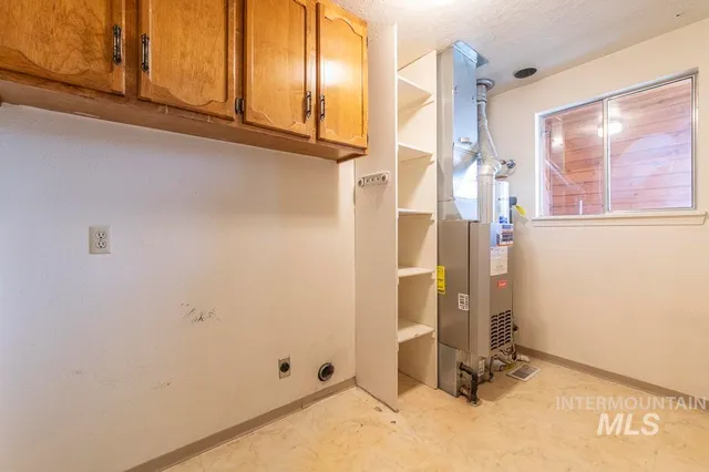 $349,900 | 8211 West Cory Court, Boise, ID 83704