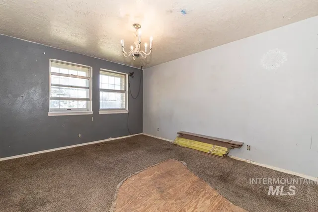 $349,900 | 8211 West Cory Court, Boise, ID 83704