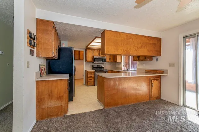 $349,900 | 8211 West Cory Court, Boise, ID 83704