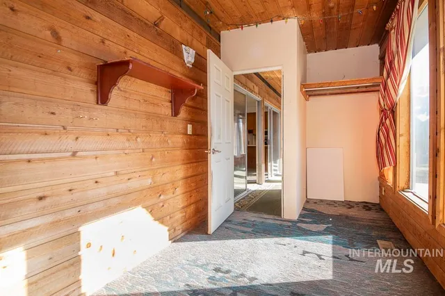 $349,900 | 8211 West Cory Court, Boise, ID 83704