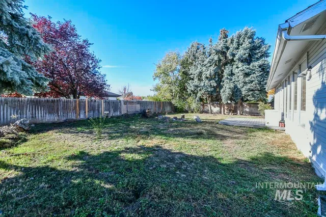 $349,900 | 8211 West Cory Court, Boise, ID 83704