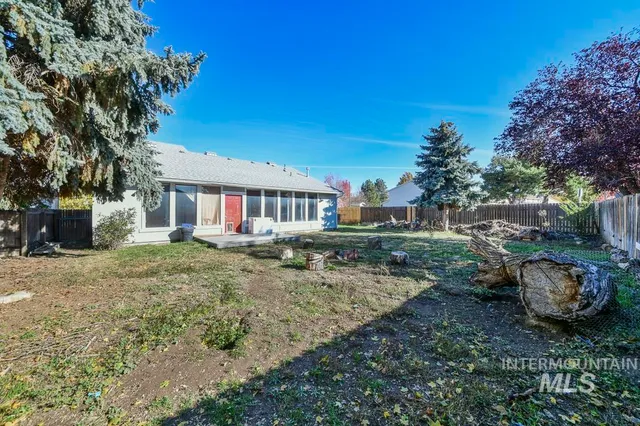 $349,900 | 8211 West Cory Court, Boise, ID 83704