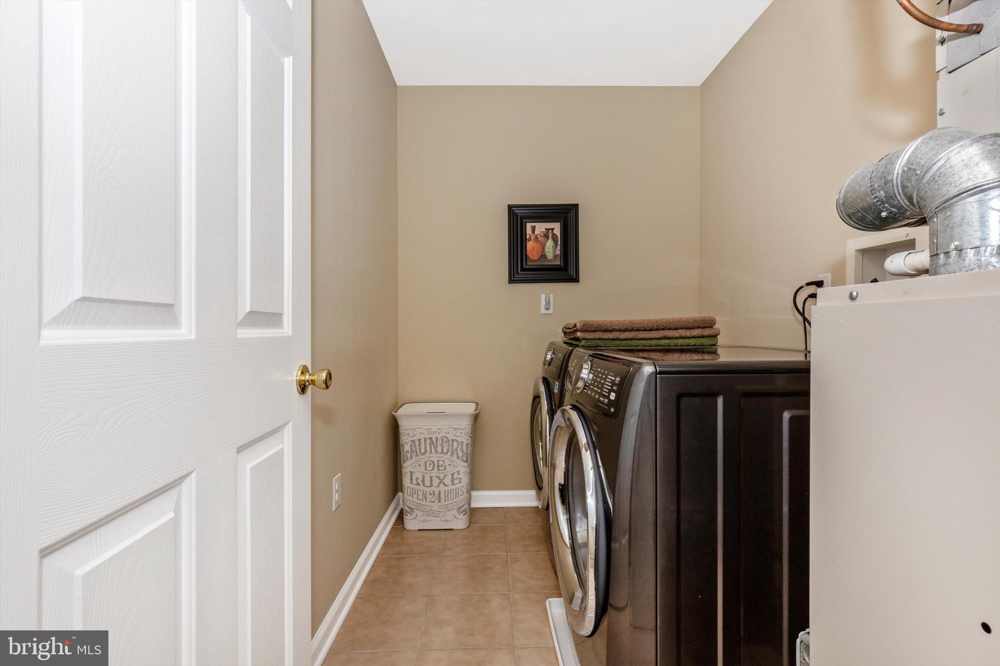 498 Harmon Road Philadelphia, PA 19128 - Photo 30 of 60