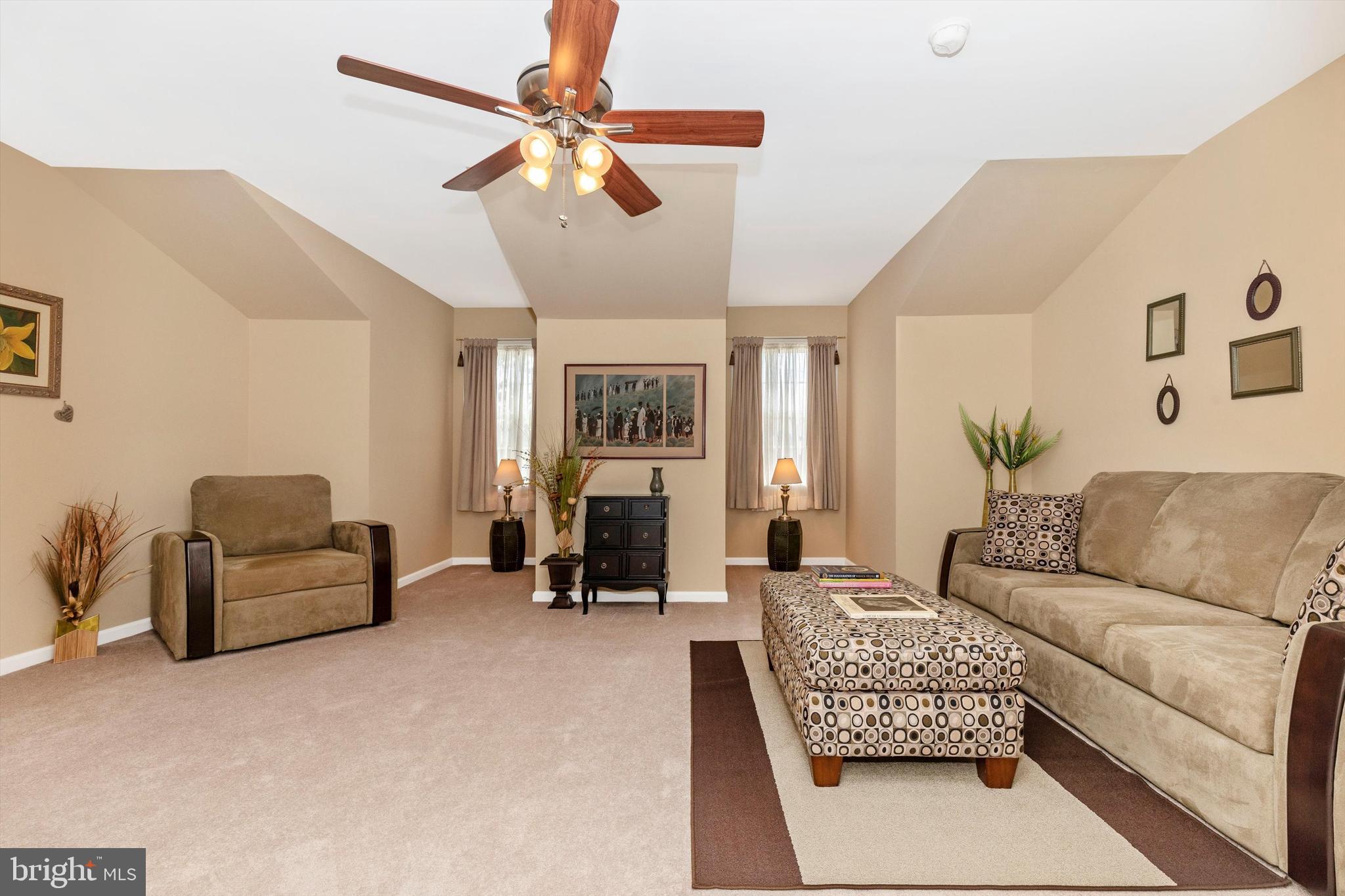 498 Harmon Road Philadelphia, PA 19128 - Photo 34 of 60