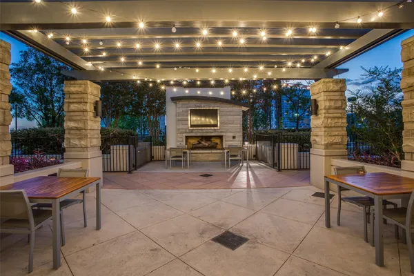 $2,800 | 360 Nueces Street, Unit 2501, Austin, TX 78701