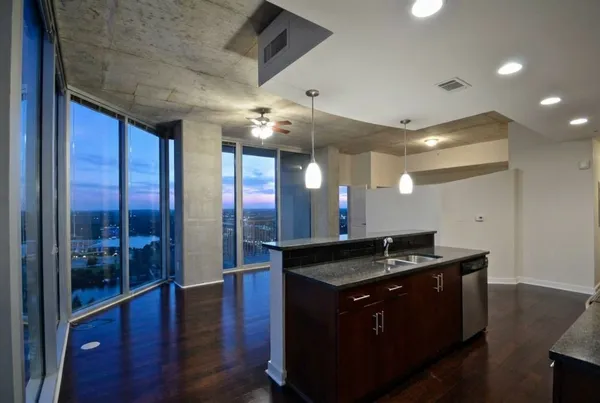 $2,800 | 360 Nueces Street, Unit 2501, Austin, TX 78701