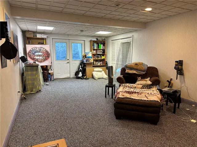 $500,000 | 337 Saratoga Drive, Uniontown, PA 15401