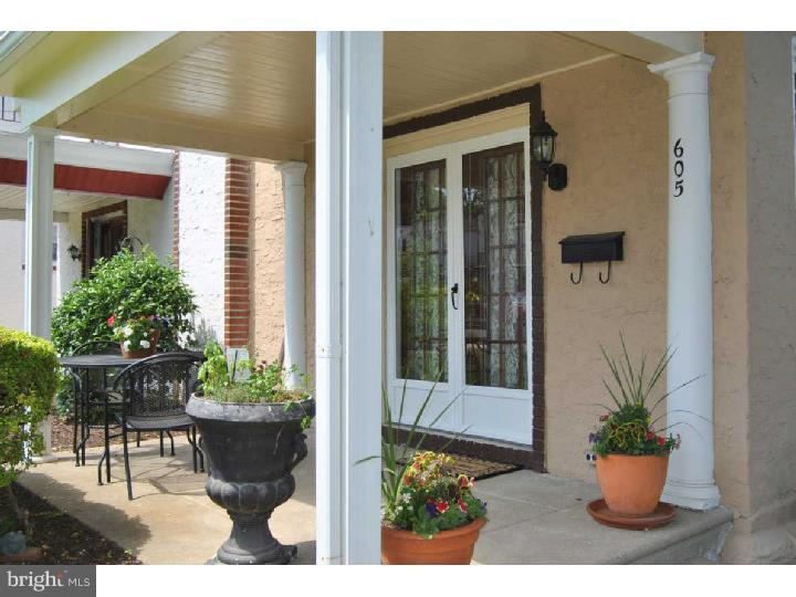 605 Arbor Road Cheltenham, PA 19012 - Photo 2 of 25 Exterior Front