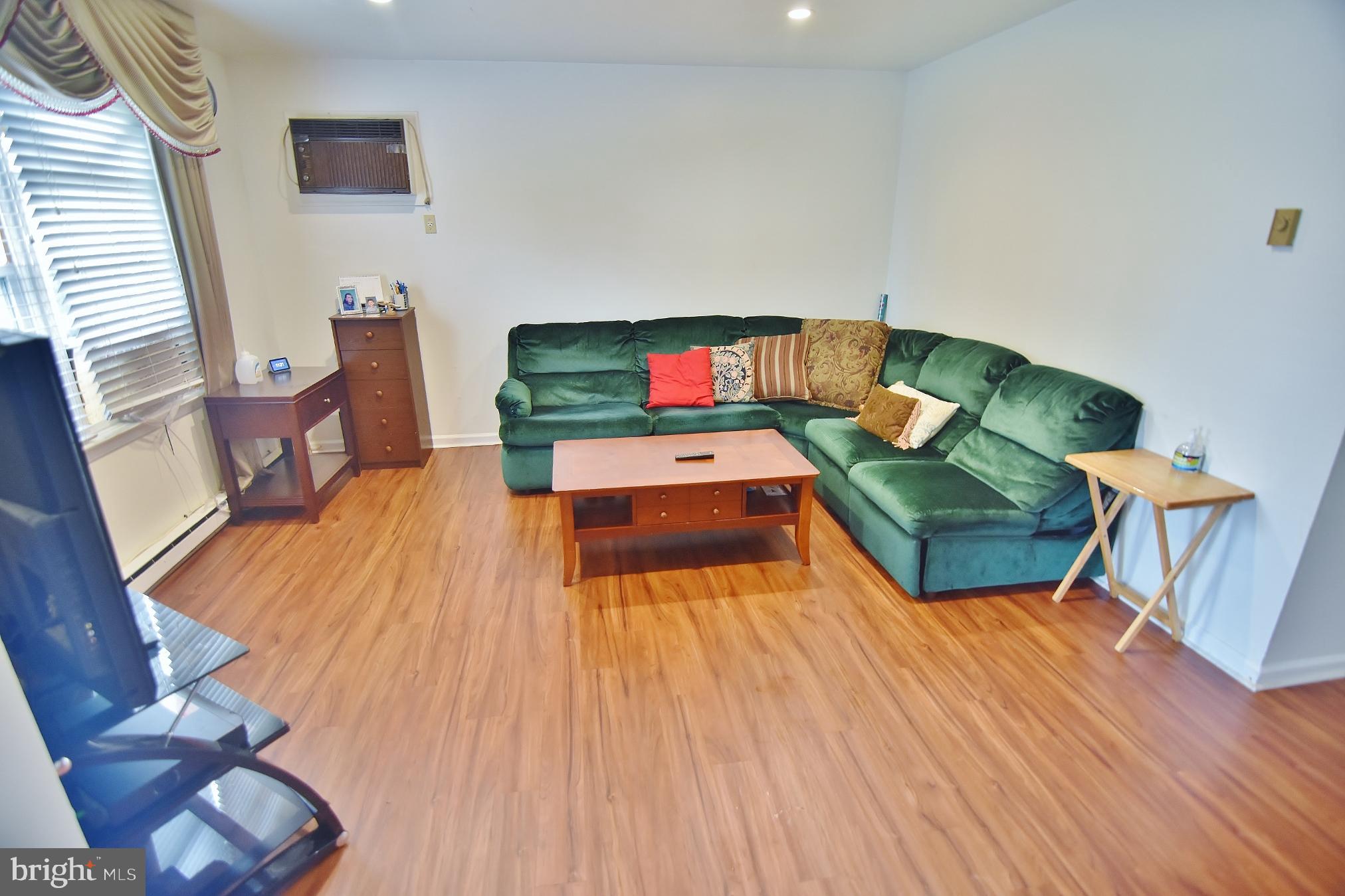 505 Gilpin Road Willow Grove, PA 19090 - Photo 8 of 61 Gallery Image 8
