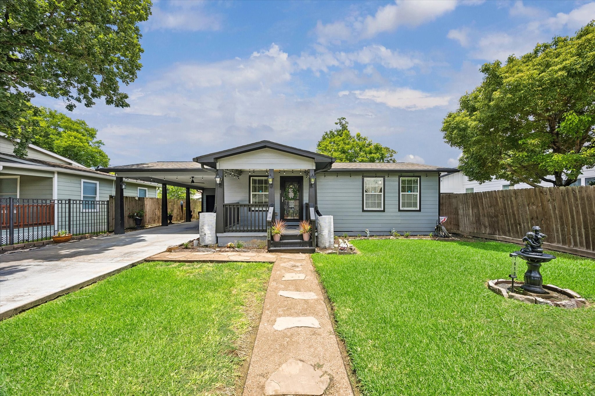 7619 Kernel Street Houston, TX 77012 - Photo 1 of 15
