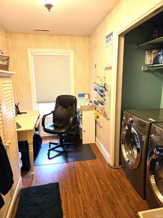 $349,900 | 8136 Chardonnay Lane, Fort Wayne, IN 46804