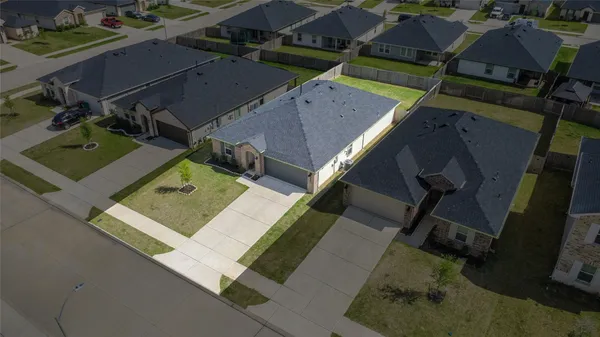 $2,100 | 31711 Melkridge Road, Fulshear, TX 77441