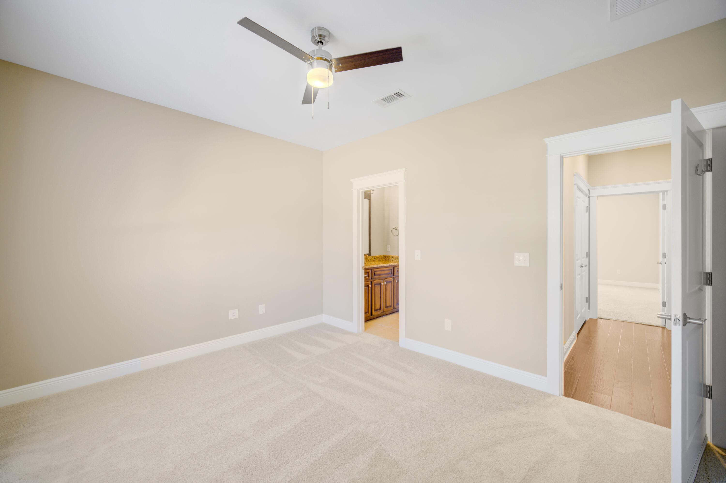 136 Buxtons Way Freeport, FL 32439 - Photo 38 of 59 Bedroom 3