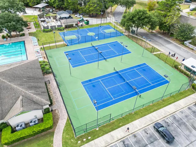 $699,000 | 136 Buxtons Way, Freeport, FL 32439