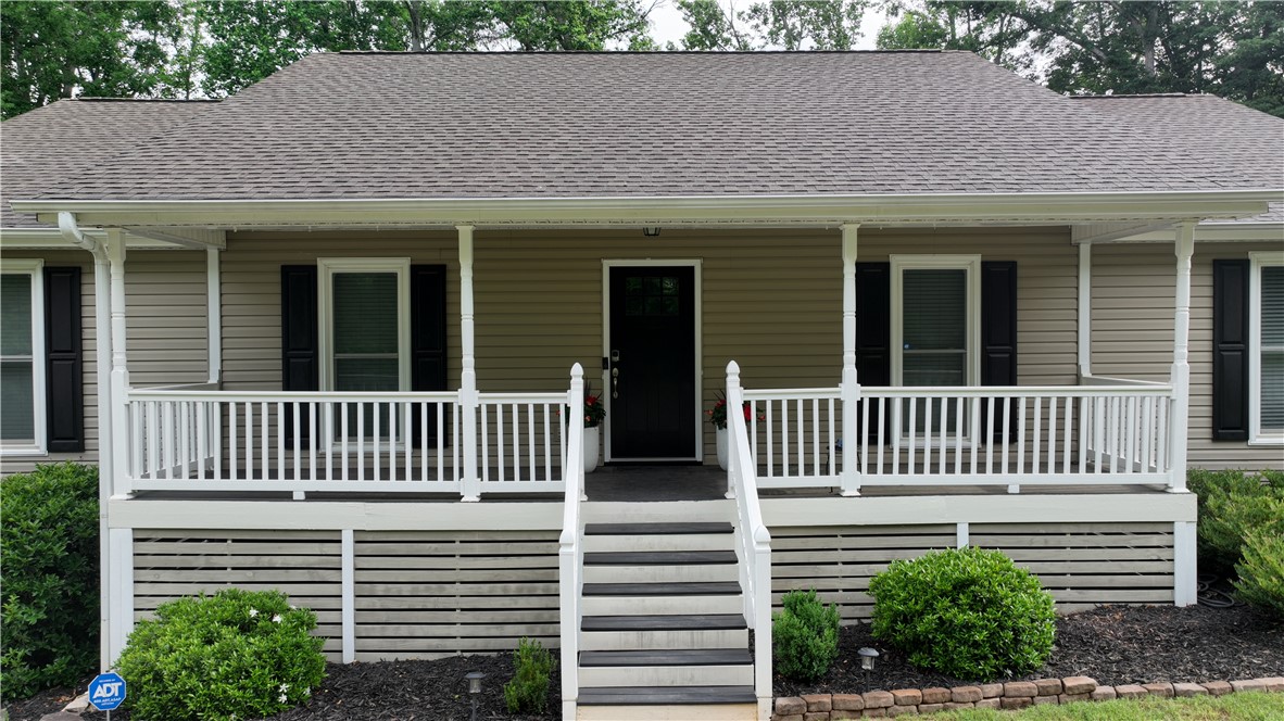 15009 Beacon Ridge Drive Seneca, SC 29678 - Photo 1 of 37 Charmer in Wexford