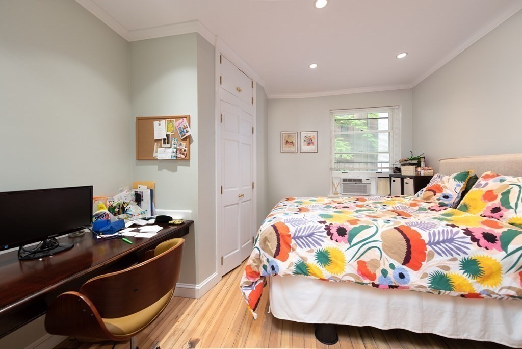 54 Myrtle Street, Unit 5 Boston, MA 02114 - Photo 7 of 13