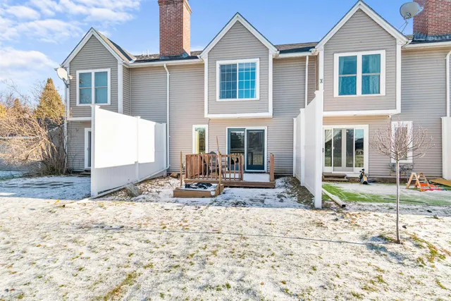 $295,000 | 25 East Country Club Drive, Unit 25, Bolton, VT 05465