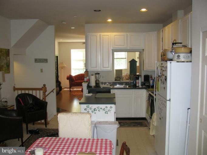 6354 Wind Rider Way Columbia, MD 21045 - Photo 3 of 15 Kitchen