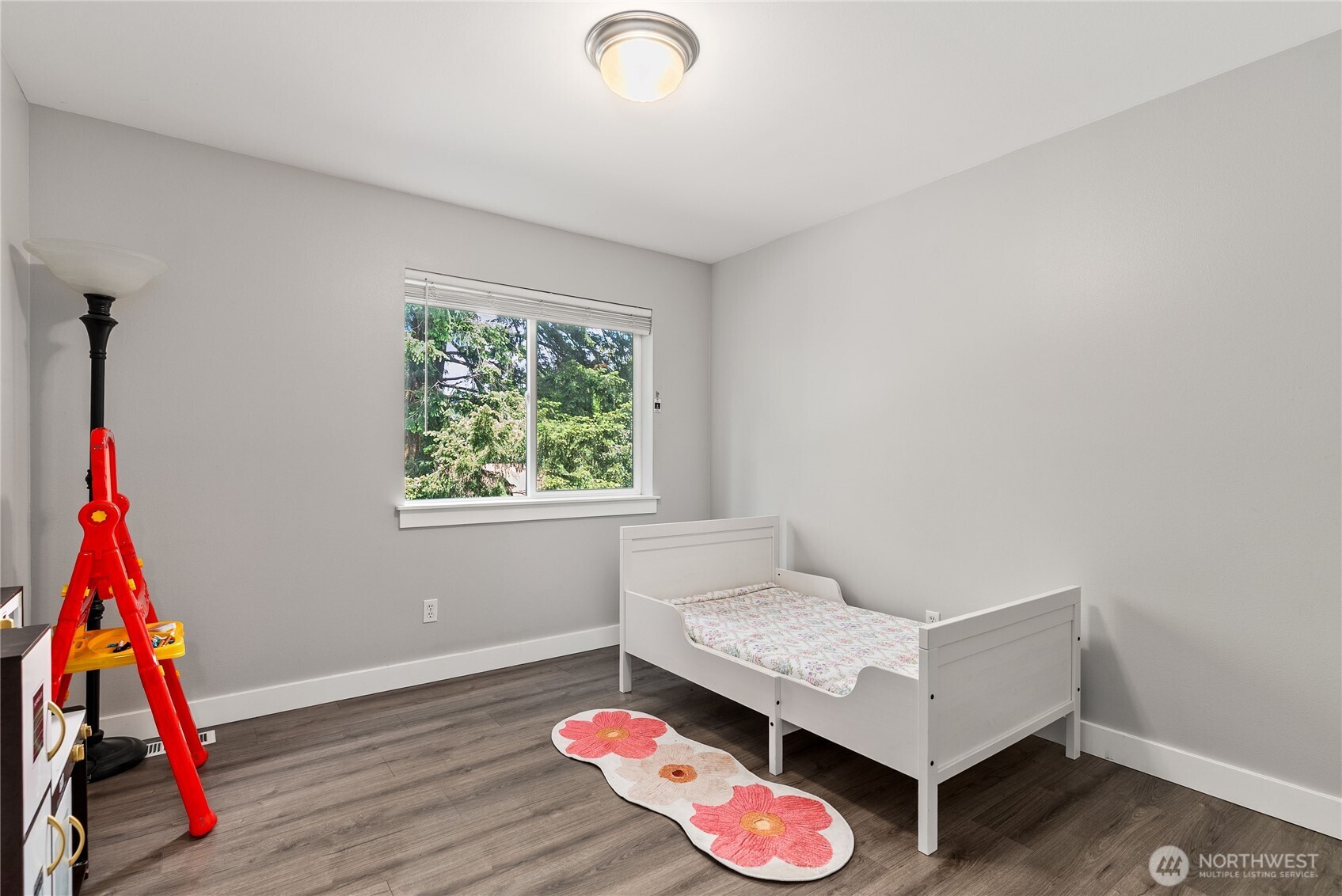 1505 49th Street Southwest Everett, WA 98203 - Photo 25 of 40