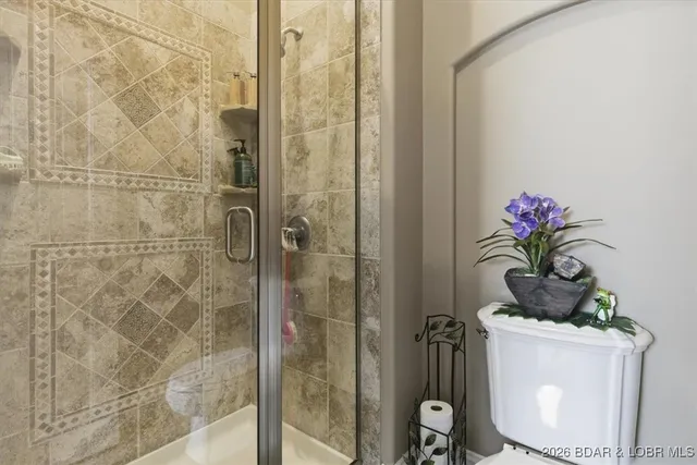 $725,000 | 404 Deer Path Drive, Linn Creek, MO 65052