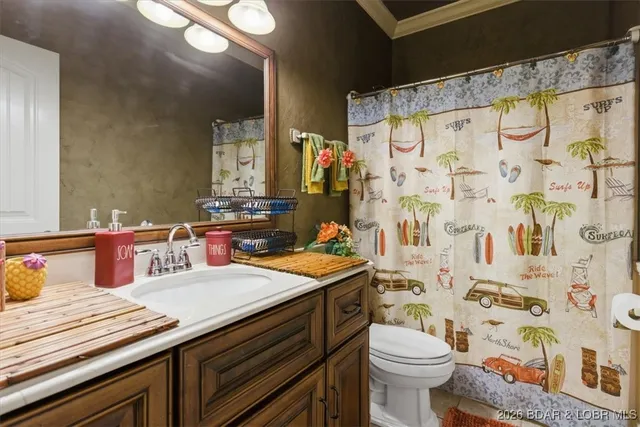 $725,000 | 404 Deer Path Drive, Linn Creek, MO 65052