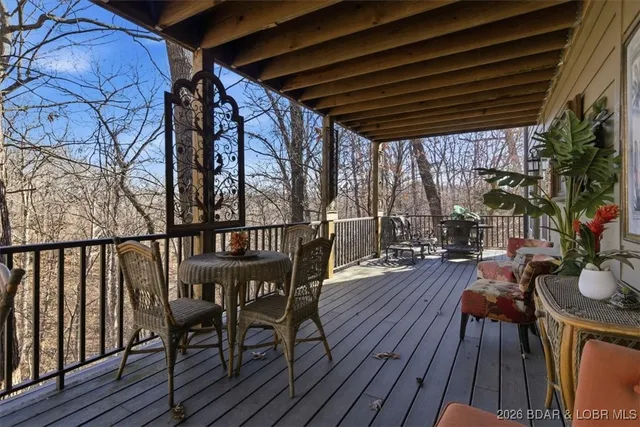 $725,000 | 404 Deer Path Drive, Linn Creek, MO 65052