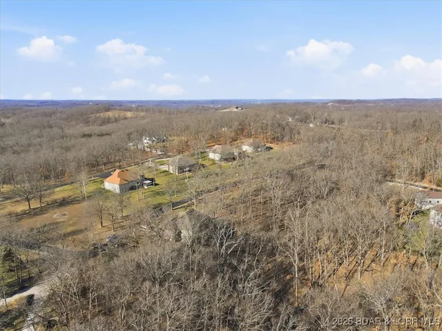 $725,000 | 404 Deer Path Drive, Linn Creek, MO 65052