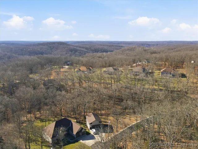 $725,000 | 404 Deer Path Drive, Linn Creek, MO 65052