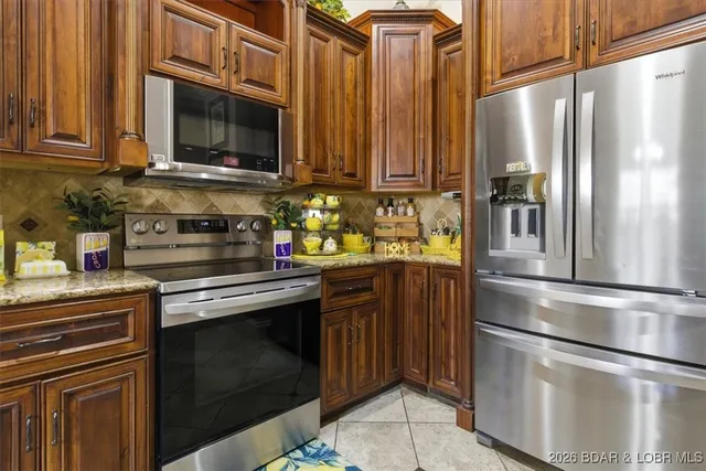 $725,000 | 404 Deer Path Drive, Linn Creek, MO 65052