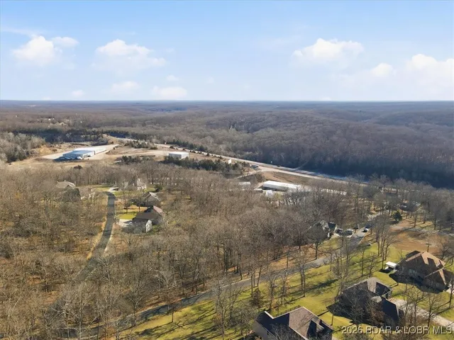 $725,000 | 404 Deer Path Drive, Linn Creek, MO 65052