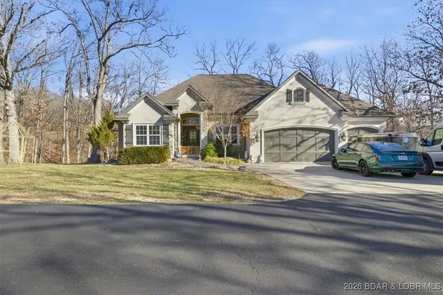 $725,000 | 404 Deer Path Drive, Linn Creek, MO 65052