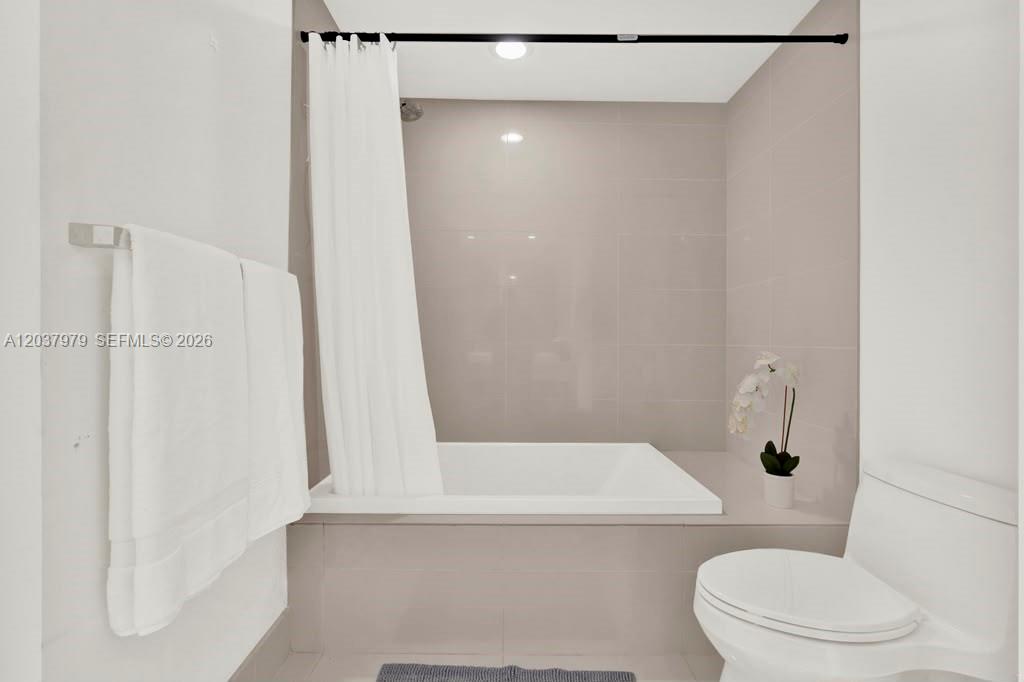 45 Southwest 9th Street, Unit 1609 Miami, FL 33130 - Photo 20 of 50