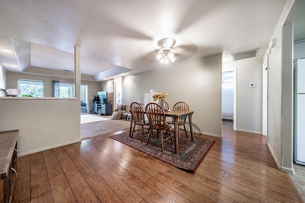 929 Brandi Way Central Point, OR 97502 - Photo 11 of 27 DSC03267-HDR