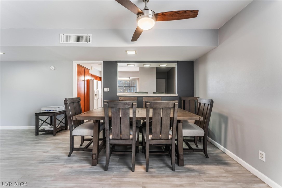 356 East Desert Inn Road, Unit 226 Las Vegas, NV 89109 - Photo 11 of 34 Gallery Image 11