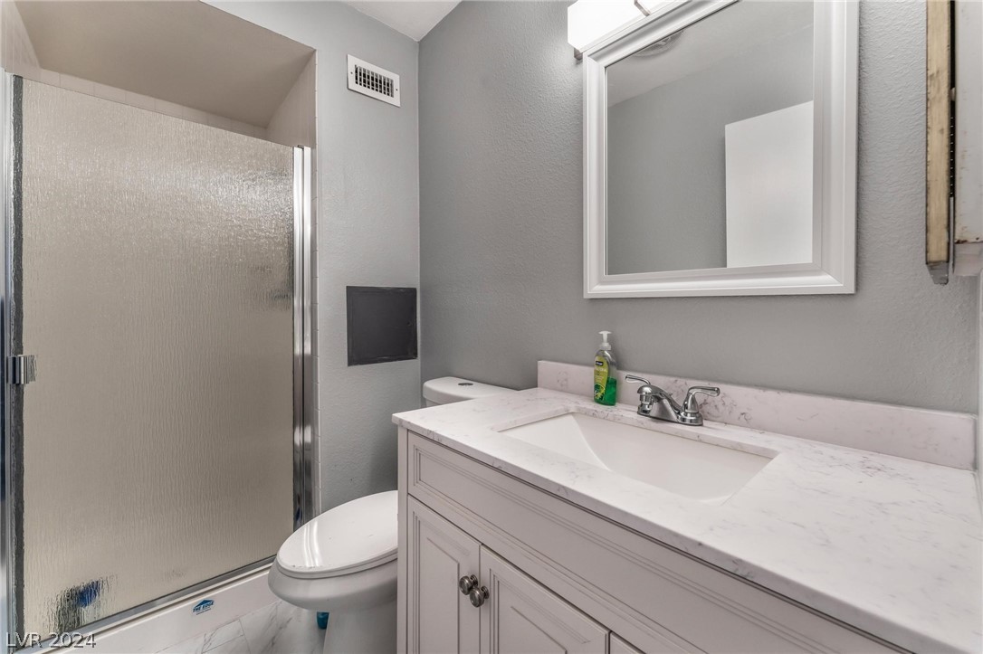 356 East Desert Inn Road, Unit 226 Las Vegas, NV 89109 - Photo 21 of 34 Gallery Image 21