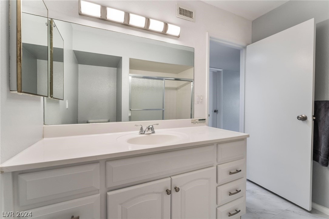 356 East Desert Inn Road, Unit 226 Las Vegas, NV 89109 - Photo 26 of 34 Gallery Image 26