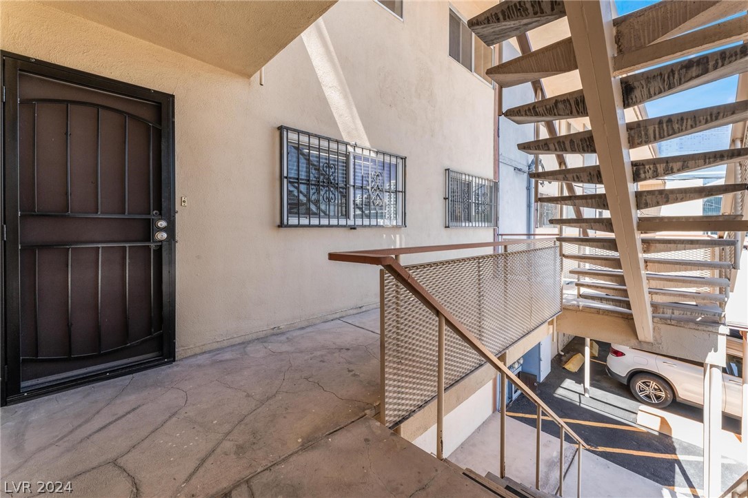 356 East Desert Inn Road, Unit 226 Las Vegas, NV 89109 - Photo 30 of 34 Gallery Image 30