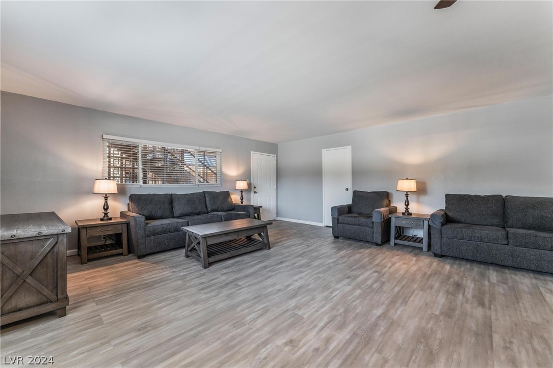 356 East Desert Inn Road, Unit 226 Las Vegas, NV 89109 - Photo 9 of 34 Gallery Image 9