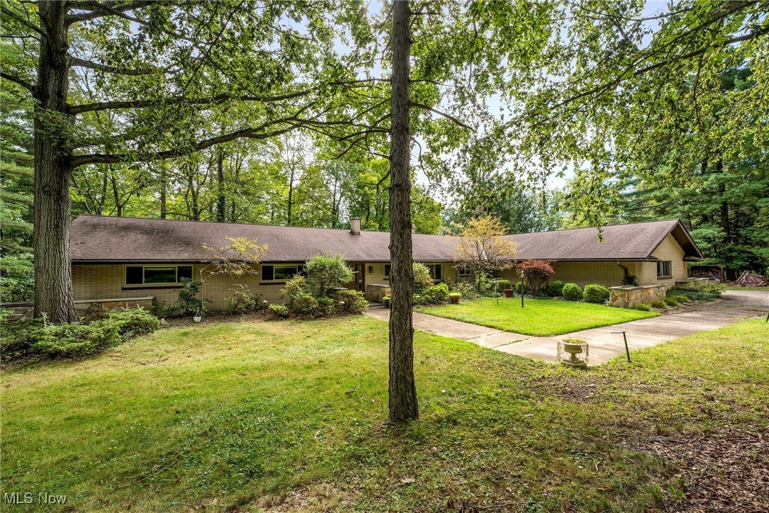3929 Humphrey Road Richfield, OH 44286 - Photo 1 of 34