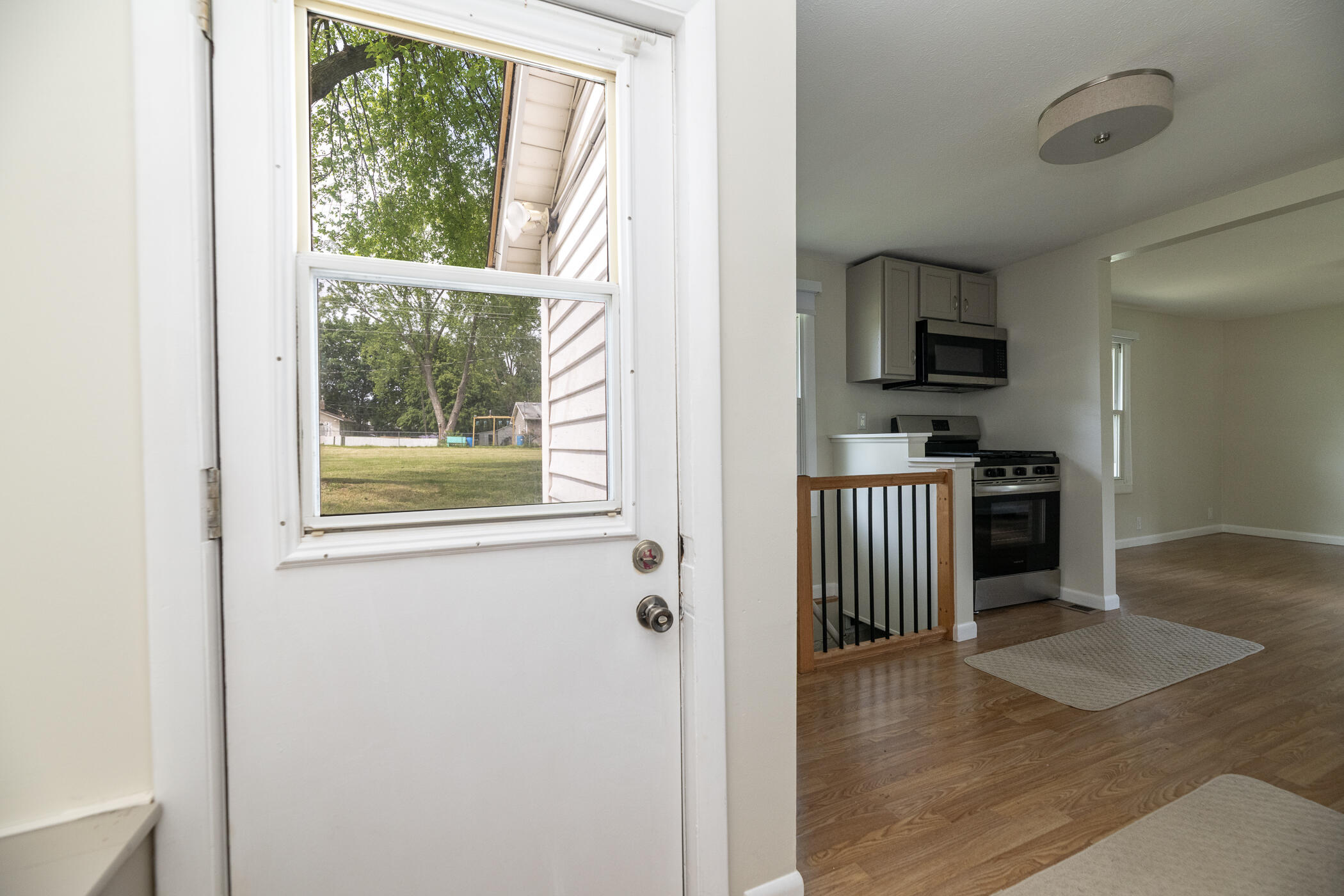 810 South Constantine Street Three Rivers, MI 49093 - Photo 10 of 39 810 Constantine-4