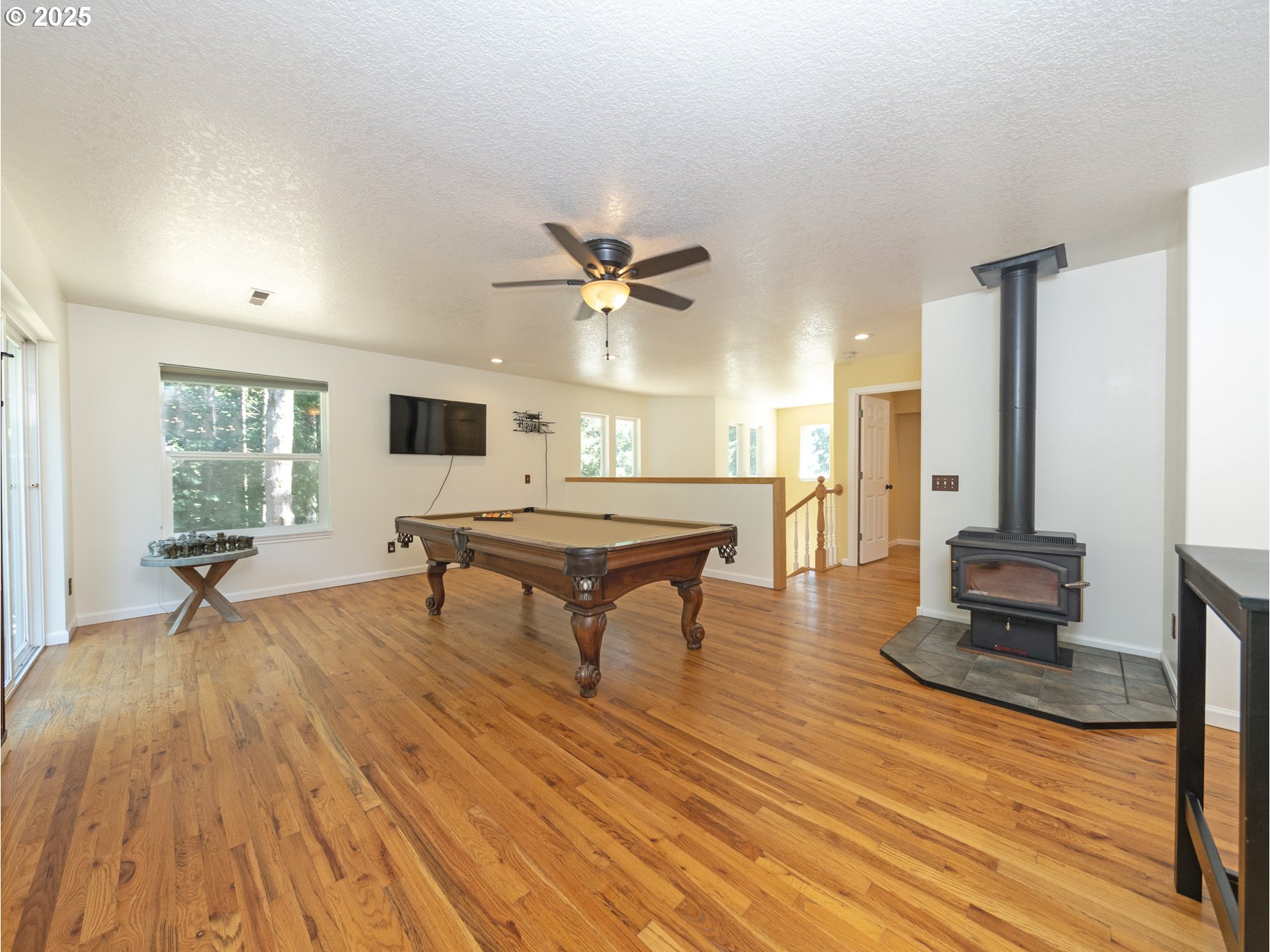 64977 Nehalem Highway North Vernonia, OR 97064 - Photo 25 of 48 a living room with furniture and a wooden floor