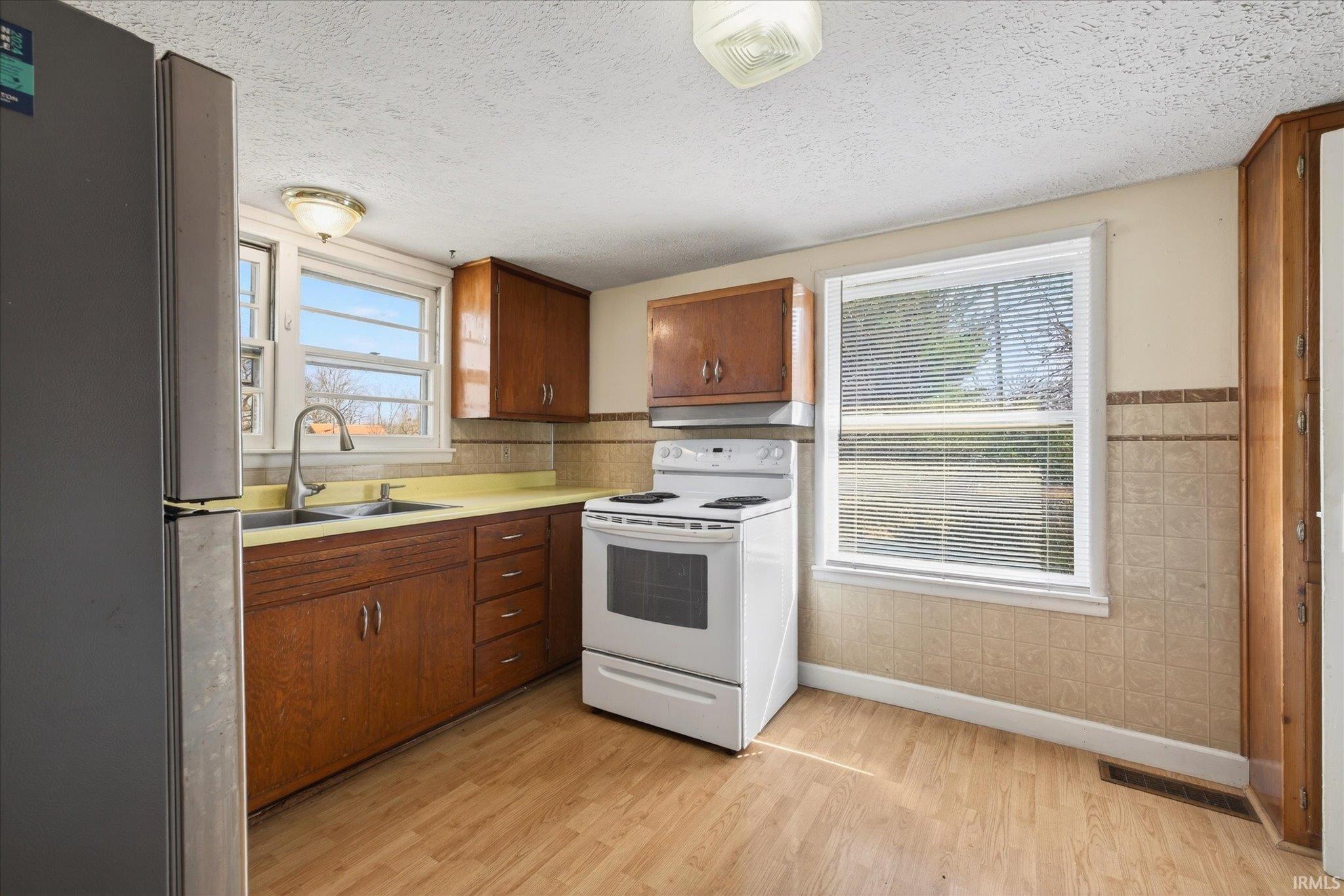 705 West 13th Street Bloomington, IN 47404 - Photo 8 of 34