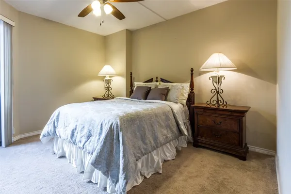 $2,340 | 3350 McCue Road, Unit 201, Houston, TX 77056