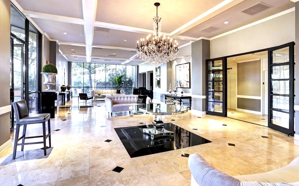 3350 McCue Road, Unit 201 Houston, TX 77056 - Photo 33 of 39 a lobby with furniture chandelier and living room view